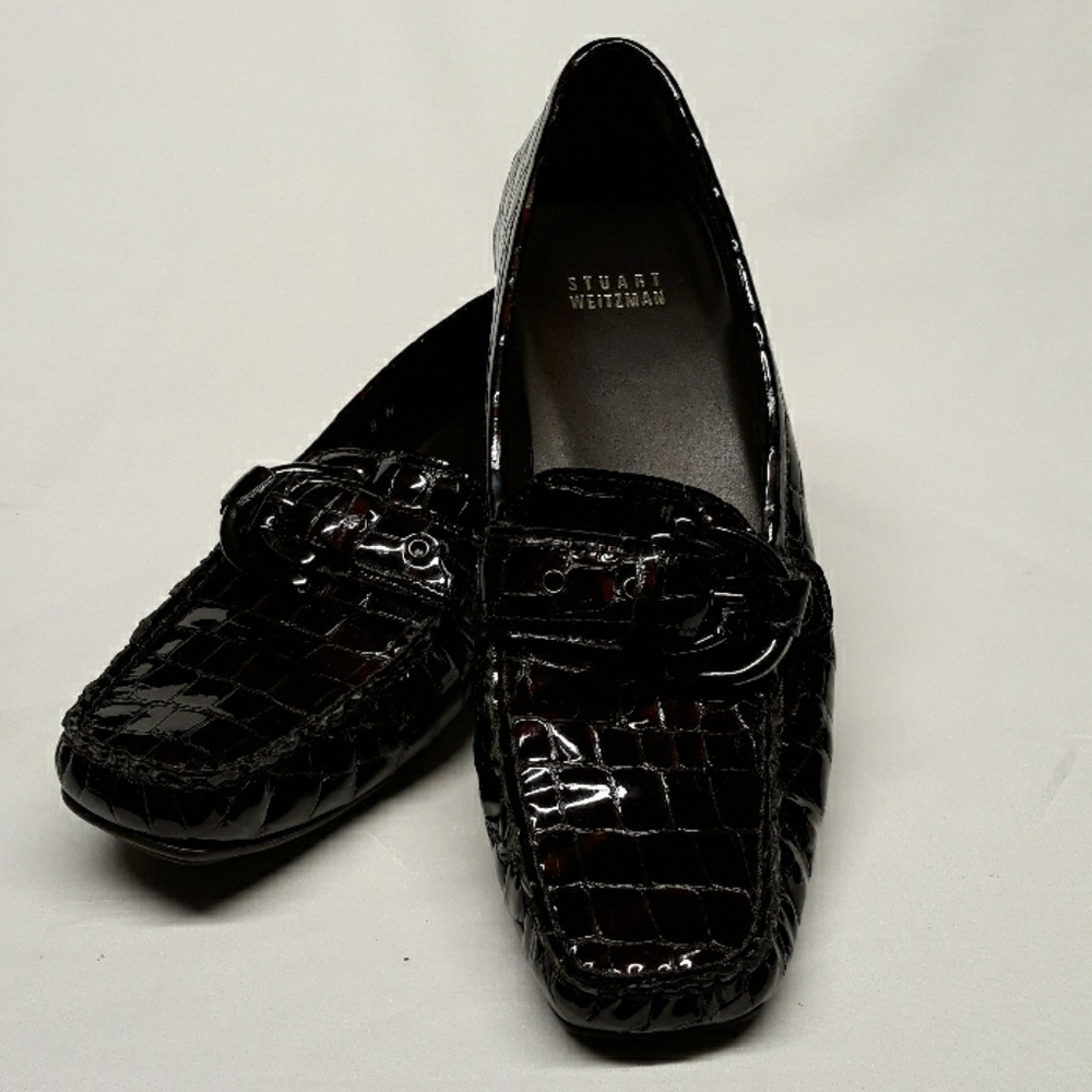 Stuart Weitzman  Patent Croc Print Driving Loafer